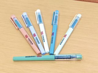 thumb-转发奖 中性笔.jpg