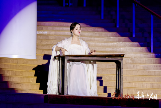 251106_154504_1175.png 2025.11.3首都图书馆举办新型中轴文化主题活动-新闻通稿-定1049.png